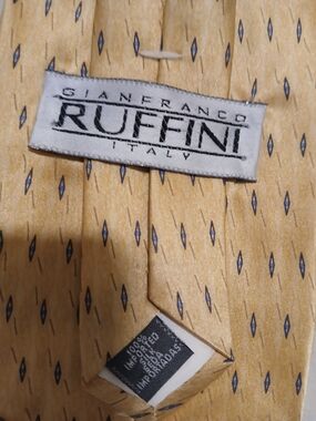 Gianfranco Ruffini Men's Yellow Patterned Silk Tie